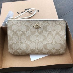 Coach Wristlet Wallet Purse